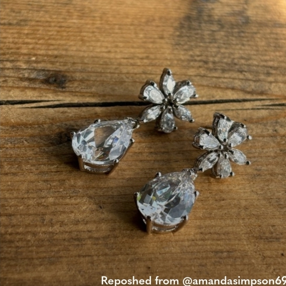 925 Sterling Silver Teardrop Crystal Flower Drop Bridal Earrings